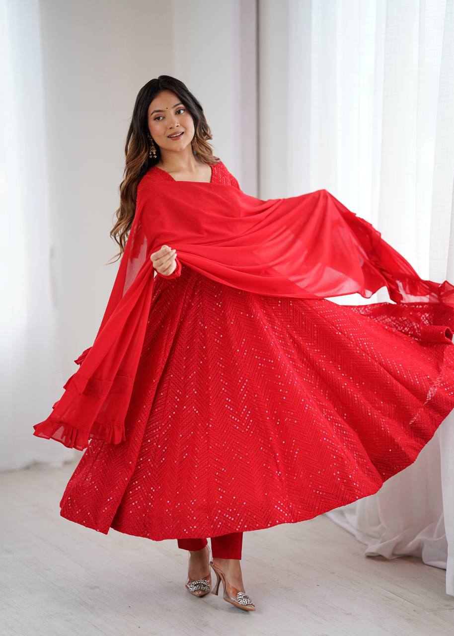 β¨ Elegant Lucknowi Anarkali Set β¨